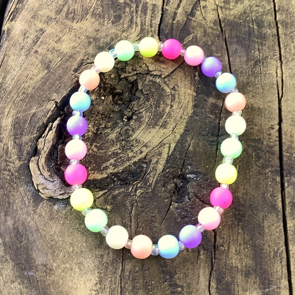 Handmade beaded bracelets - Picture 3 of 5